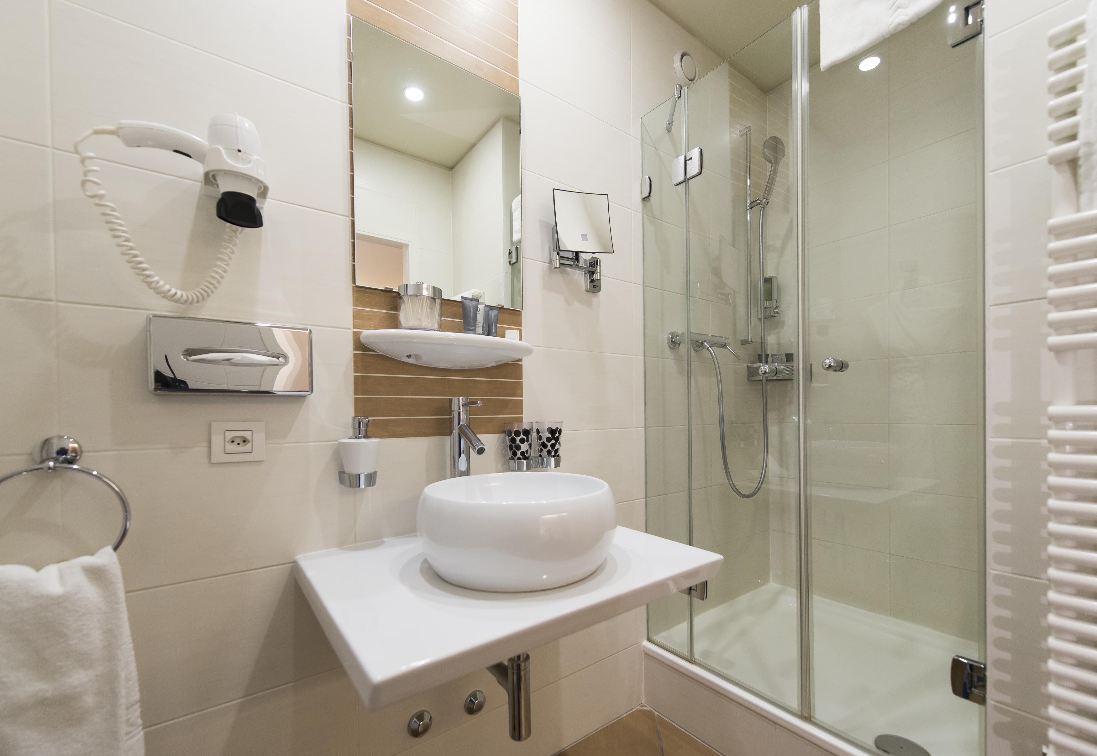 ז'נבה La Cour Des Augustins Boutique Gallery Design Hotel מראה חיצוני תמונה