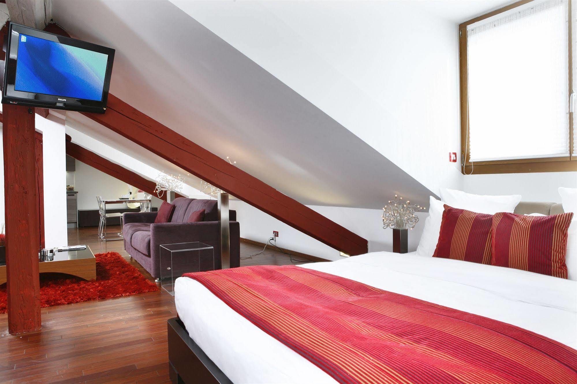 ז'נבה La Cour Des Augustins Boutique Gallery Design Hotel מראה חיצוני תמונה